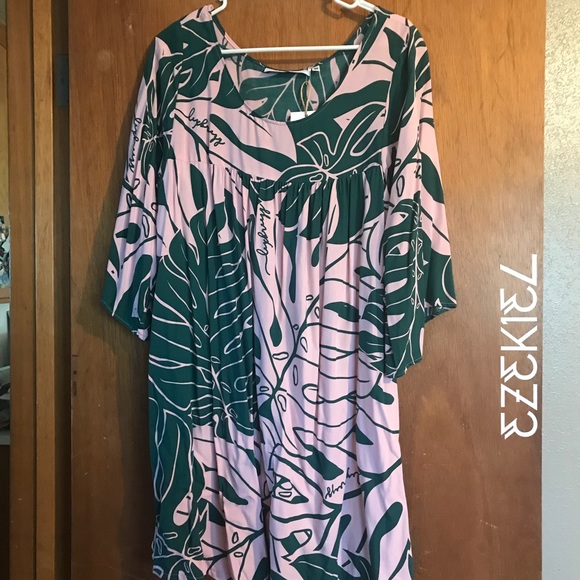 Lexbreezy Hawaii Monstera Babydoll Dress - Picture 2 of 4